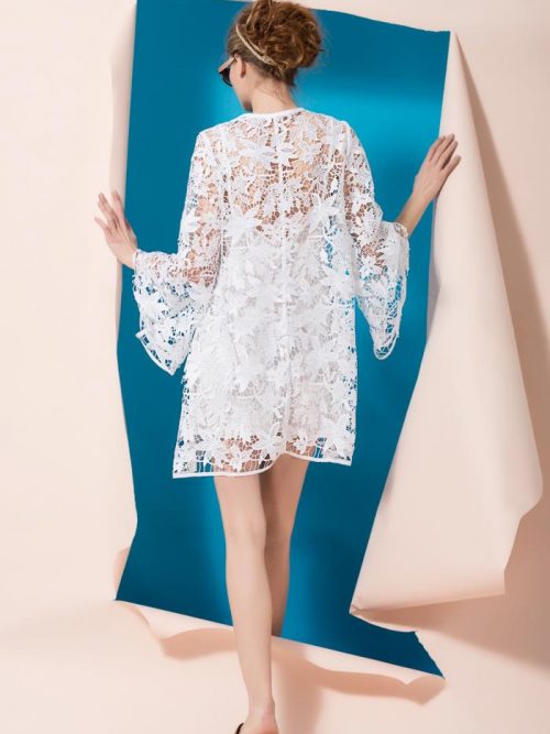 λευκό φόρεμα μακρύ μανίκι