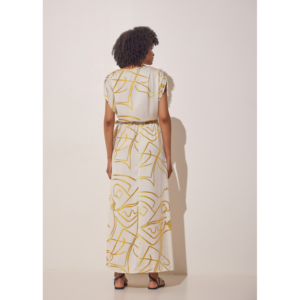 MAXI WRAP DRESS GOLD PRINT