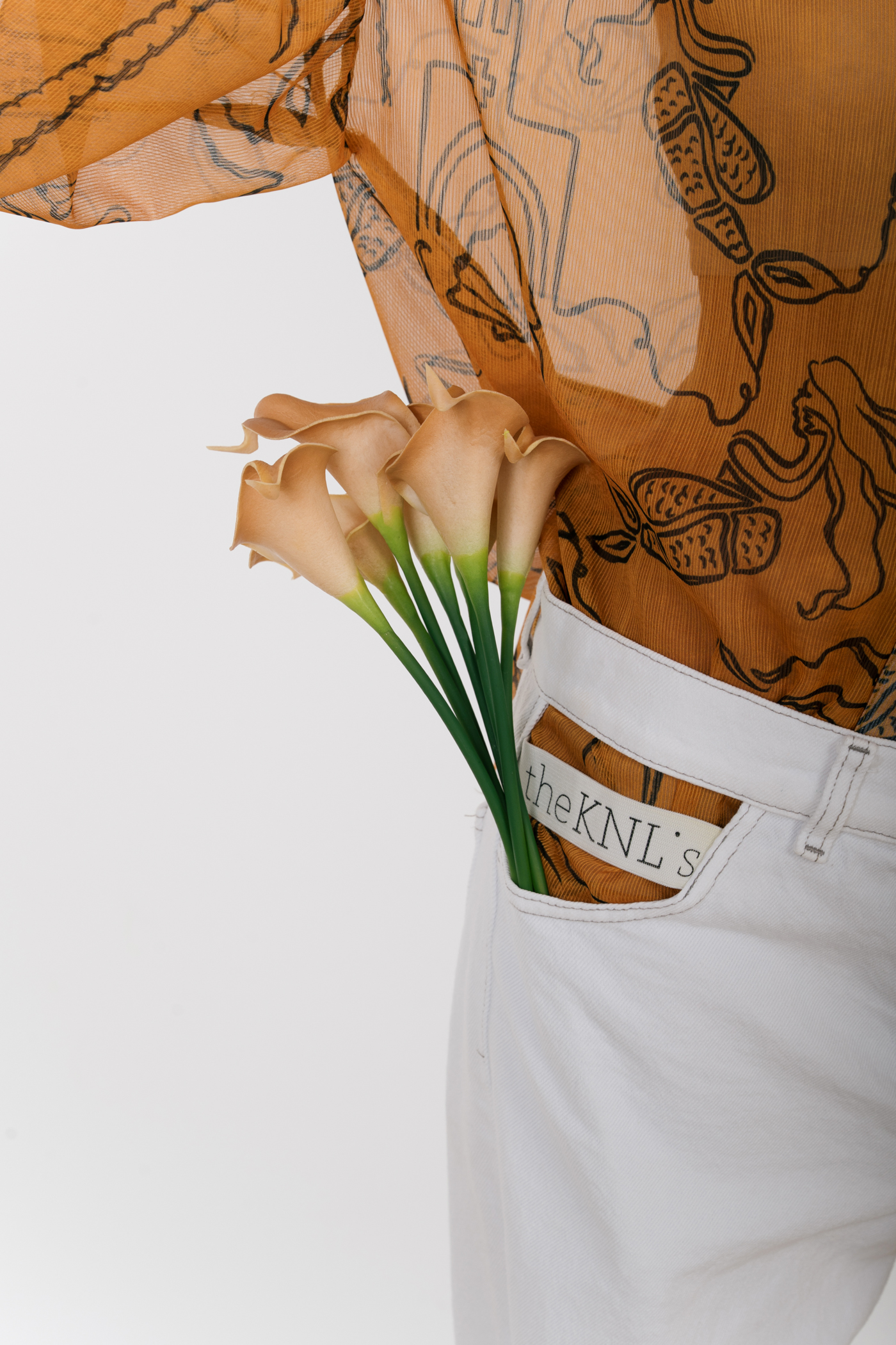 IMG_8934 OUTBURST JEANS OFF WHITE