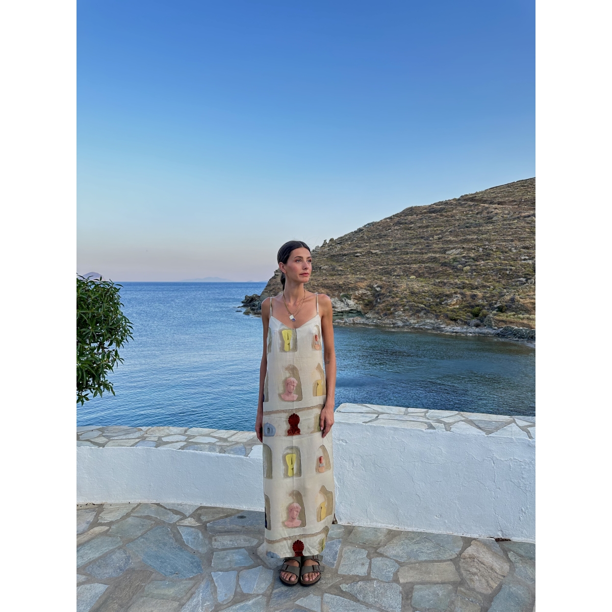 RETREAT SILKY MIDI DRESS BUTTER WALL ART
