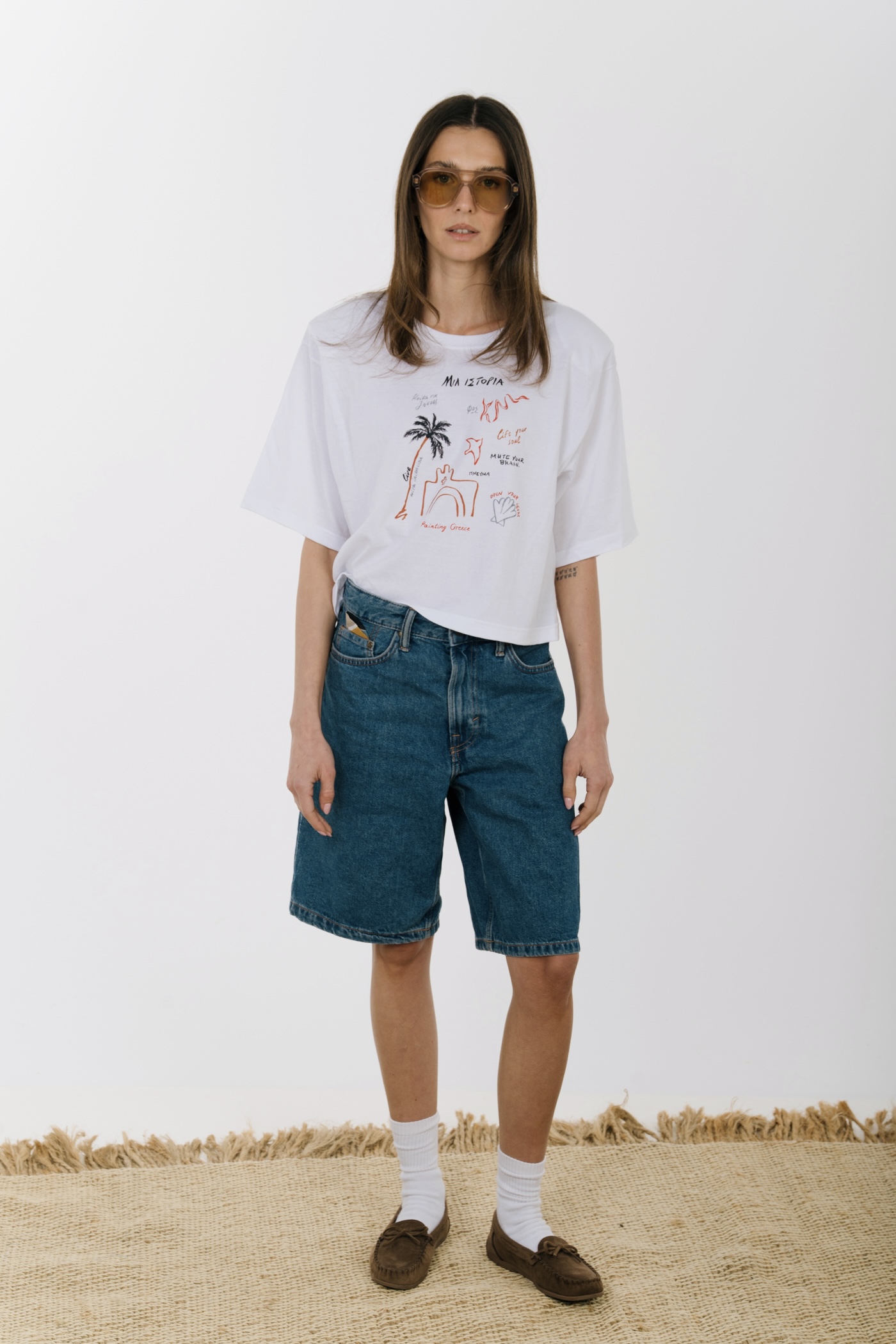 RAW BOXY TOP STORY-PAINTED IN WHITE RAW BOXY TOP STORY-PAINTED IN WHITE